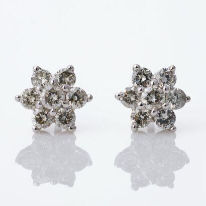 18ct White Gold, 0.58ct Diamond Cluster Stud Earrings