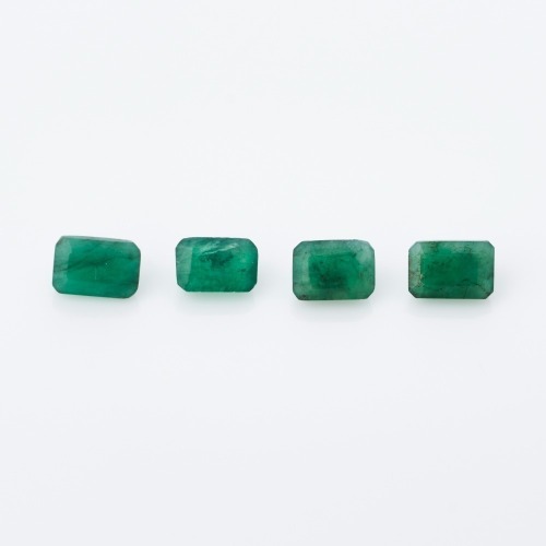 Parcel of Four Loose Emeralds, 2.46ct Total weight