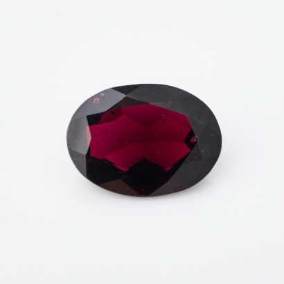 Loose, 8.85ct Garnet Gemstone