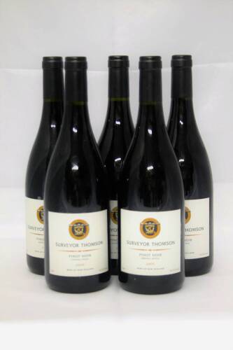 (5) 2005 Surveyor Thompson Pinot Noir