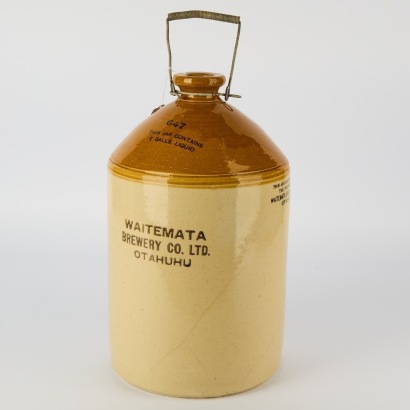 A Waitemata Brewery Otahuhu Demijohn