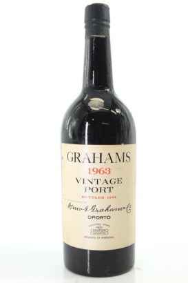 (1) 1963 Grahams Vintage Port, Oporto, Bottled 1965