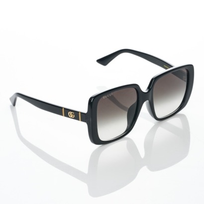 Gucci, GG0632SA Gey Gradient Sunglasses with Case