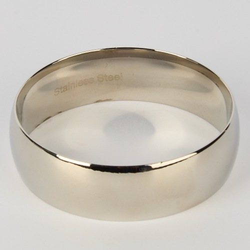 A Mi Piaci Stainless Steel Bangle