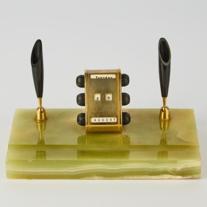 A Desk Organiser with Perpetual Calendar