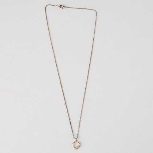 A Sterling Silver Heart Pendant Necklace