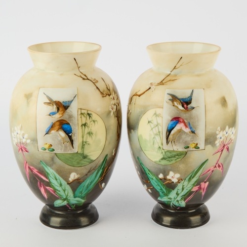 A Pair of 20 Century Japanese Bird and Floral Vase