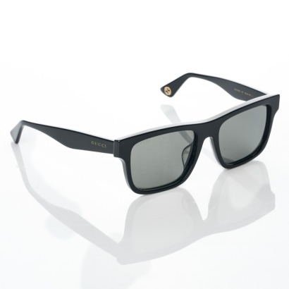 Gucci, GG1618SA Grey Lense Sunglasses with Box