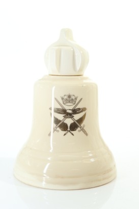 (1) HMNZS Charles Upham 1995 Commissioning Ceremony Commemorative Oakwood Wines Tawny Port Decanter, Australia, 500ml, 17.5% ABV