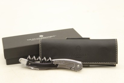 (1) Laguiole Traditional Sommelier Wine Knife Black Cow Horn with Leather Pouch
