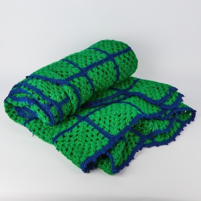A Heavy Queen Vintage Crochet Blanket