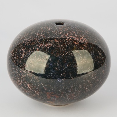 A Peter Collis Squat Vase