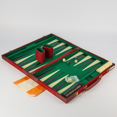 A Vintage Backgammon Set Complete in Red & Green
