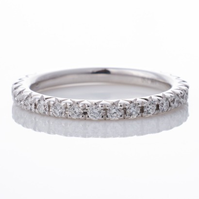 18ct White Gold, 0.34ct Diamond Comet Band