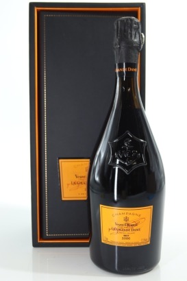 (1) 2006 Veuve Clicquot Ponsardin La Grande Dame Brut, Champagne [JR17.5] (GB)