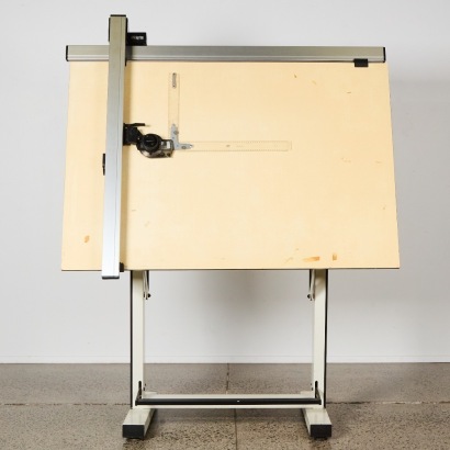 A Vintage Architecture Drafting Machine