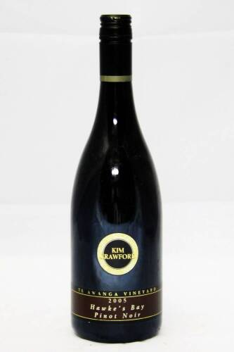 (1) 2005 Kim Crawford Pinot Noir