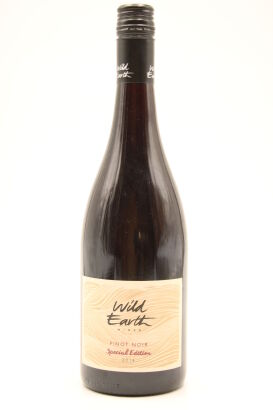 (1) 2014 Wild Earth Special Edition Pinot Noir, Central Otago