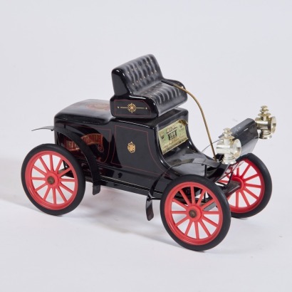 A Jim Beam Model T Ford Decanter