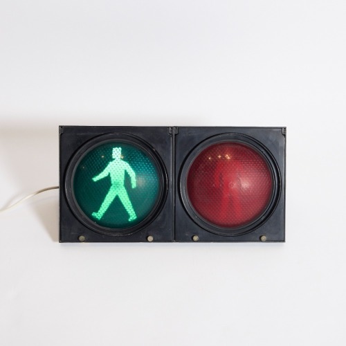 A Traffic Light Head
