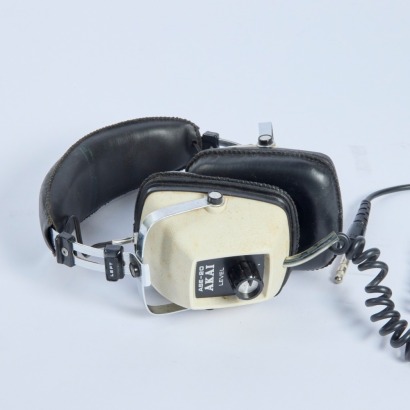 AKAI ASE-20 Headphones