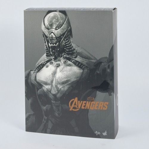 A Chitauri Foot Soldier Action Figure by Hot Toys