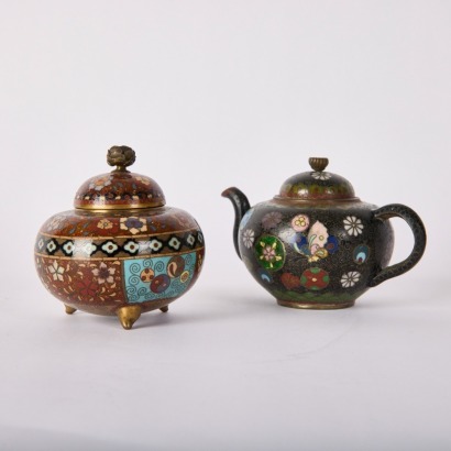 A Set of Two Japanese Early 20th Century Meiji Period Cloisonn Enamel Wares