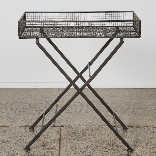 A Solid Mesh Metal Flower Table
