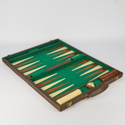 A Vintage Backgammon Set Complete, in Green Colourway