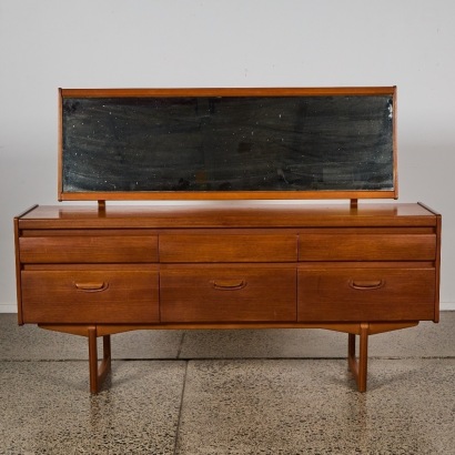 A William Lawrence of Nottingham Sideboard
