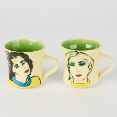 A Pair of Andw Barrett-Hegan NZ Art Pottery Cups