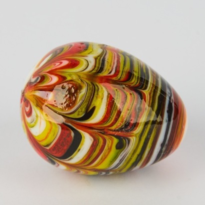 A Handmade Murano Glass Egg