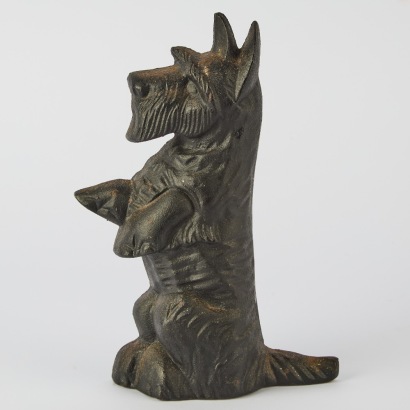A Vintage Cast Iron Scottie Dog Doorstop