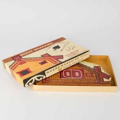 A Whare Whakairo Crib Board