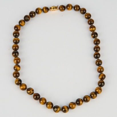 A Vintage Tigery Eye Bead Necklace