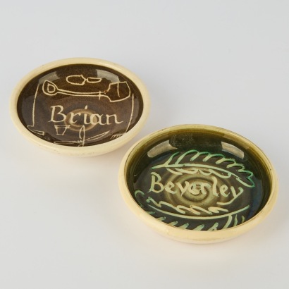 A Pair of Hillsborough Pottery/Rangi Dish