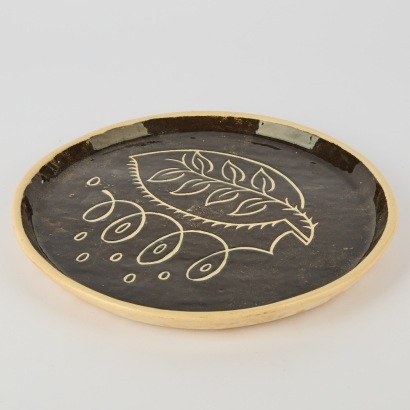 A Hillsborough Pottery/Rangi Plate