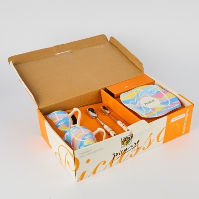 A 1988 Picasso art collection tea set