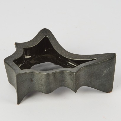 A Rick Rudd Freeform Ornament/Dish