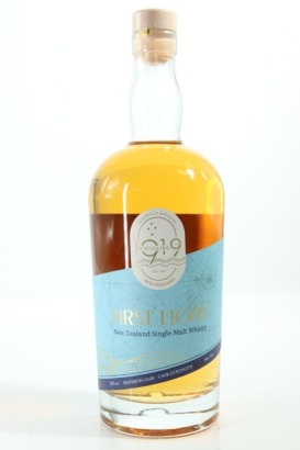 (1) 1919 Distilling First Light Cask Strength Single Malt Whisky, New Zealand, 65.6% ABV