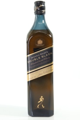 (1) Johnnie Walker Double Black Blended Scotch Whisky, Scotland, 40% ABV