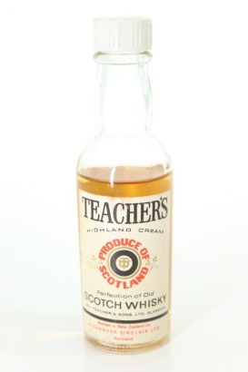 (1) Teacher's Highland Cream Blended Scotch Whisky Bottled in New Zealand by Alexander Sinclair Ltd. Miniature