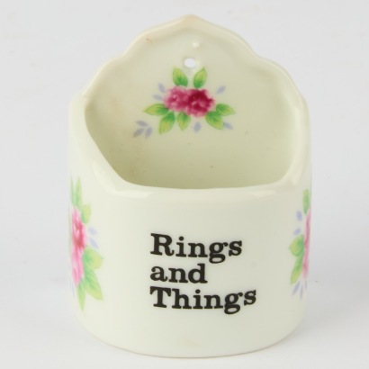 A Vintage Floral 'Rings and Things' Ceramic Wall Pouch