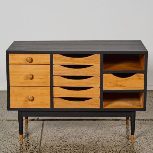 A MCM Storage Unit