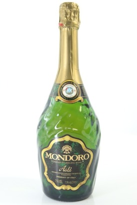 (1) NV Mondoro Dolce Asti Spumante DOCG, Piedmont