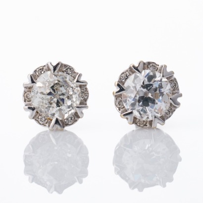 18ct White Gold, 1.00ct / 0.12ct Diamond Stud Earrings
