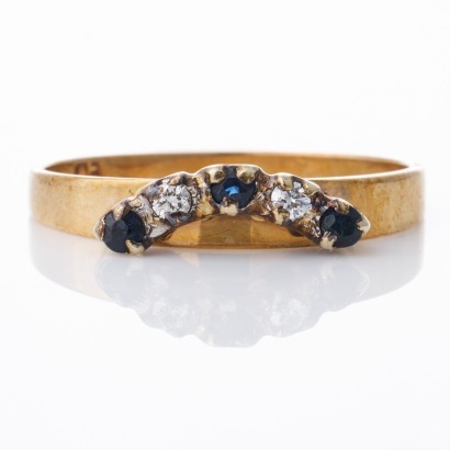 9ct Yellow Gold, Vintage, Round Sapphire / Diamond Ring