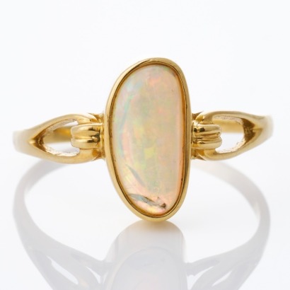 18ct Yellow Gold, Modern, White Opal Ring
