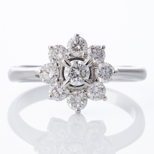 Platinum, 1.00ct Diamond Floral Cluster Ring