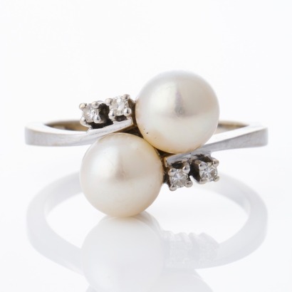 14ct White Gold, 6.5mm Pearl / 0.04ct Diamond Ring